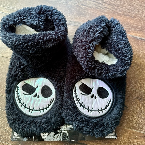 Fuzzy Babba Shoes - Fuzzy Babba Disney Nightmare Before Christmas Women's Slippers, Black, S/M